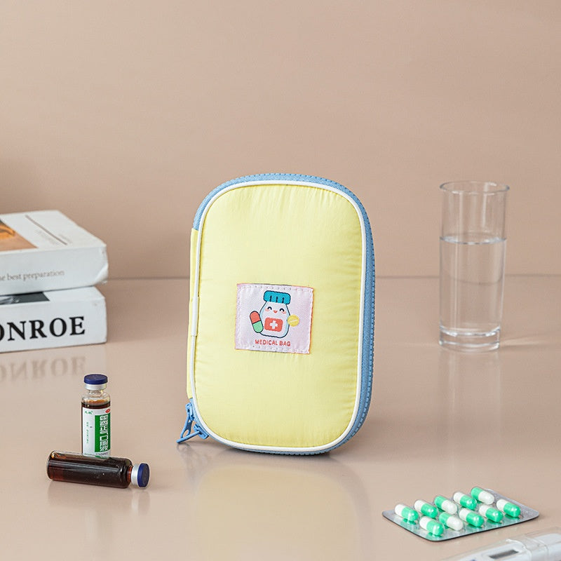 🩺🎒【Αγοράστε 1 και πάρτε 1 δωρεάν】Φορητό φαρμακείο ταξιδιού | Απαραίτητο για κάθε έξοδο